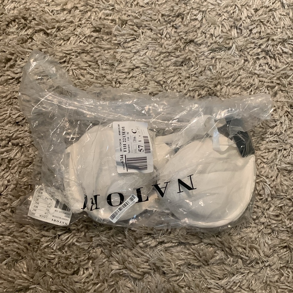 NATORI Cherry Blossom Convertible Bra - Picture 5 of 6